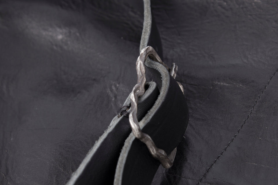 hang10 · detail 02