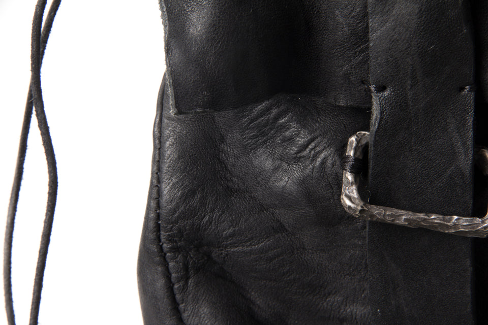 hang13 · detail 03