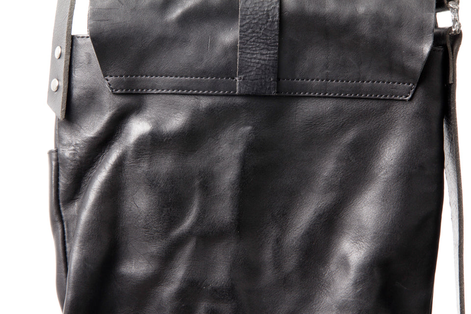 hang16 · detail 08