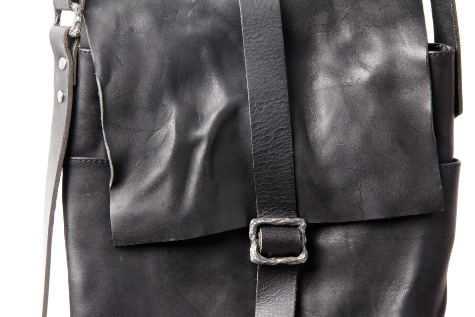 hang16 · detail 07